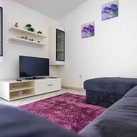 Zvone Apartmán *
